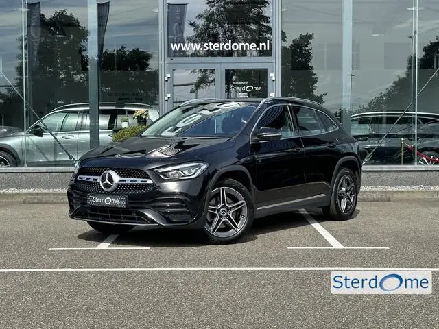 Photo 1 : Mercedes-benz Classe Gla 2021 Hybride