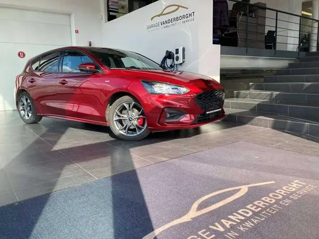 Photo 1 : Ford Focus 2020 Essence