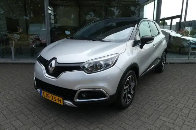 Photo 1 : Renault Captur 2017 Petrol