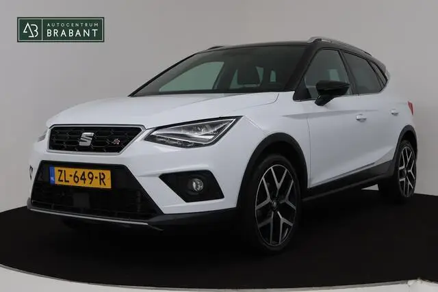 Photo 1 : Seat Arona 2019 Petrol