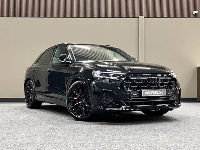 Photo 1 : Audi Q8 2024 Hybride