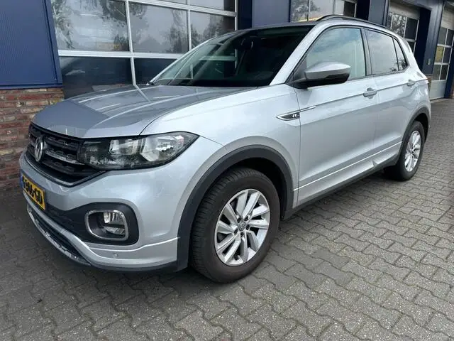 Photo 1 : Volkswagen T-cross 2019 Essence