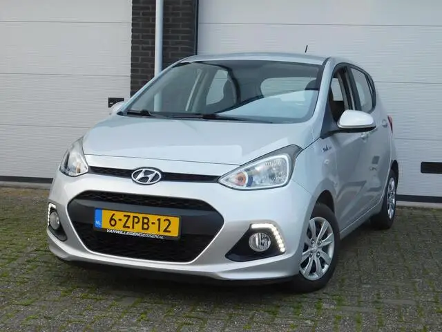 Photo 1 : Hyundai I10 2015 Essence