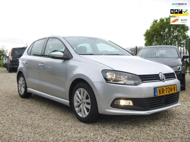 Photo 1 : Volkswagen Polo 2016 Petrol