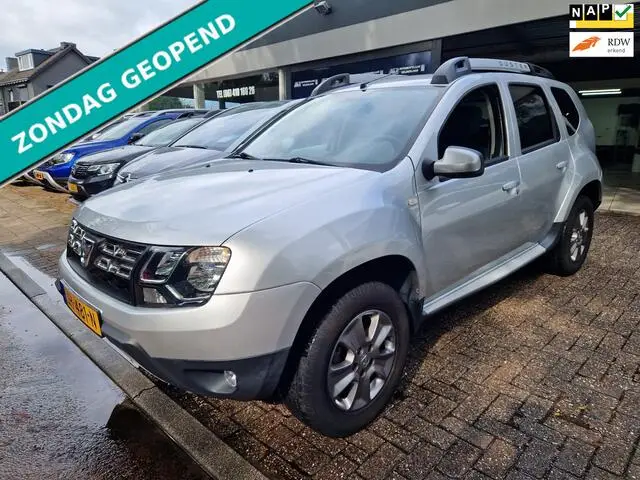 Photo 1 : Dacia Duster 2016 Petrol