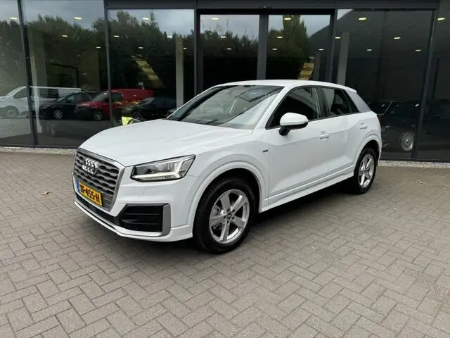 Photo 1 : Audi Q2 2019 Essence