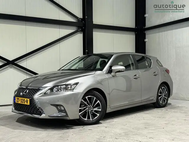 Photo 1 : Lexus Ct 2018 Hybrid