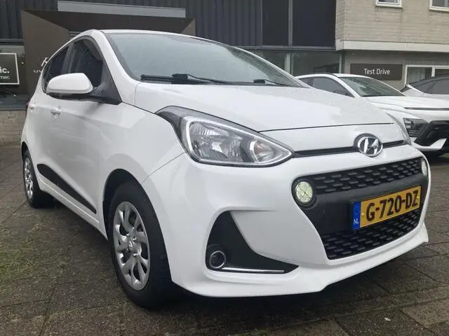 Photo 1 : Hyundai I10 2019 Essence