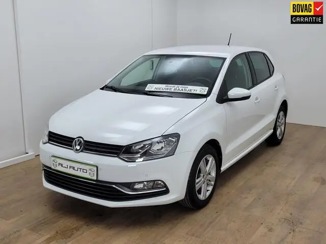 Photo 1 : Volkswagen Polo 2016 Petrol