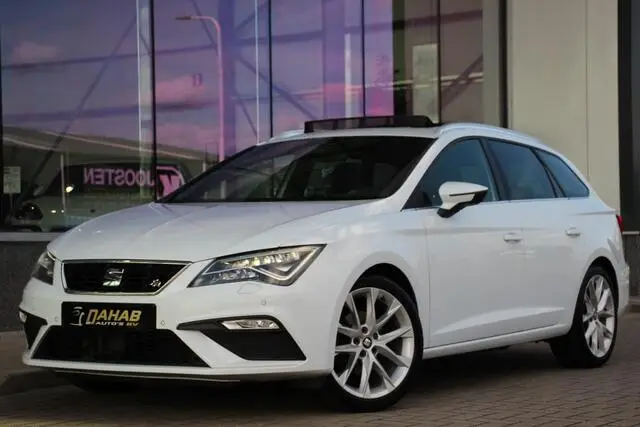 Photo 1 : Seat Leon 2019 Essence