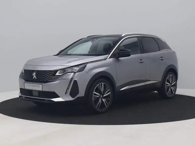 Photo 1 : Peugeot 3008 2021 Essence