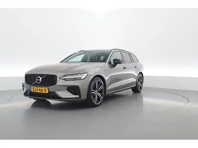 Photo 1 : Volvo V60 2021 Hybride