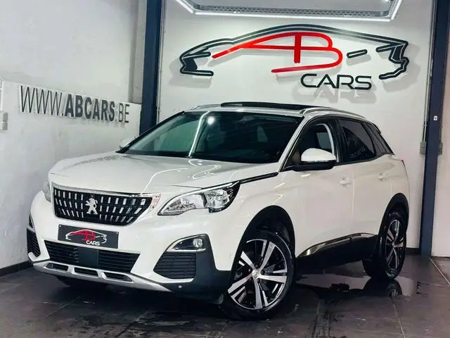 Photo 1 : Peugeot 3008 2017 Essence