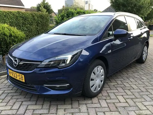 Photo 1 : Opel Astra 2020 Petrol