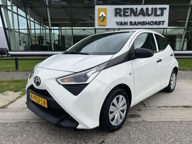 Photo 1 : Toyota Aygo 2021 Essence