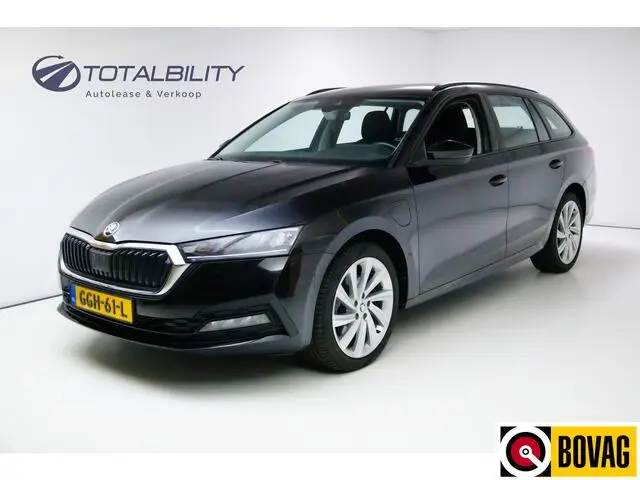 Photo 1 : Skoda Octavia 2022 Hybride