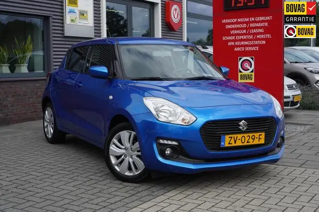 Photo 1 : Suzuki Swift 2019 Petrol