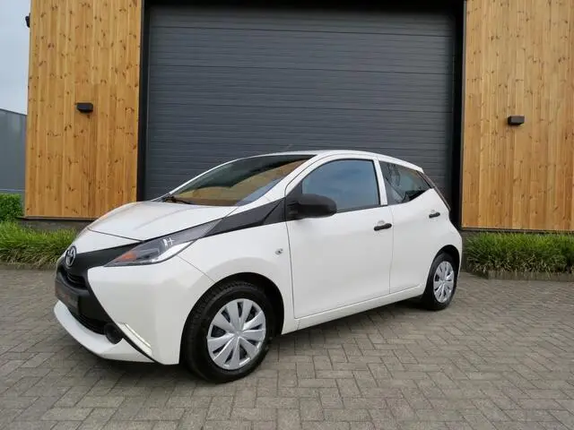 Photo 1 : Toyota Aygo 2018 Essence