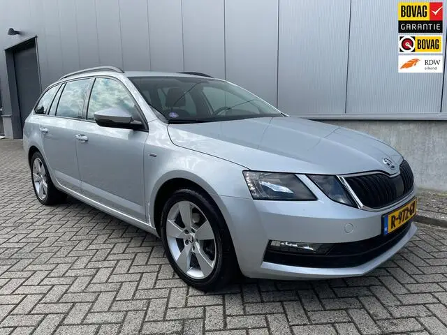 Photo 1 : Skoda Octavia 2018 Essence