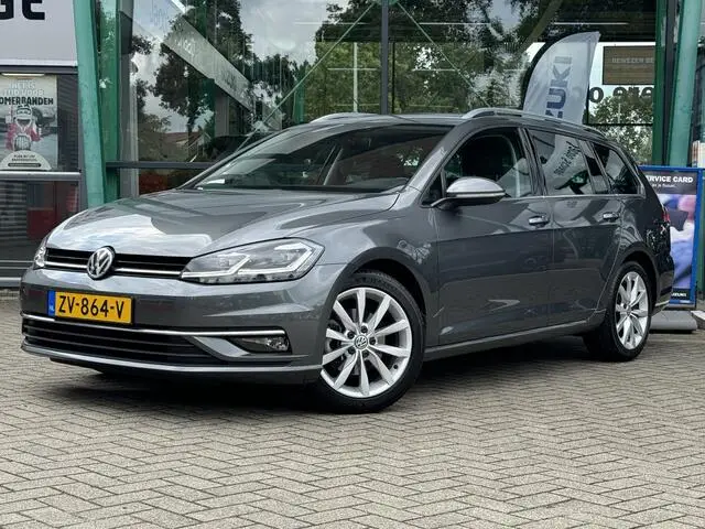 Photo 1 : Volkswagen Golf 2019 Petrol