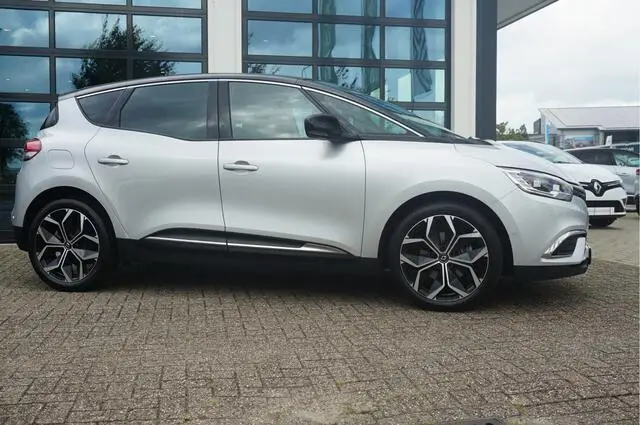 Photo 1 : Renault Scenic 2022 Petrol