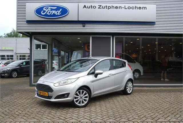 Photo 1 : Ford Fiesta 2015 Petrol