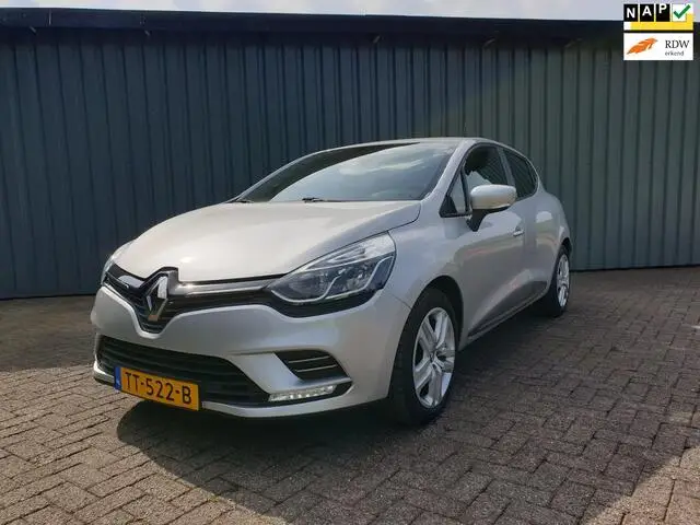 Photo 1 : Renault Clio 2018 Petrol