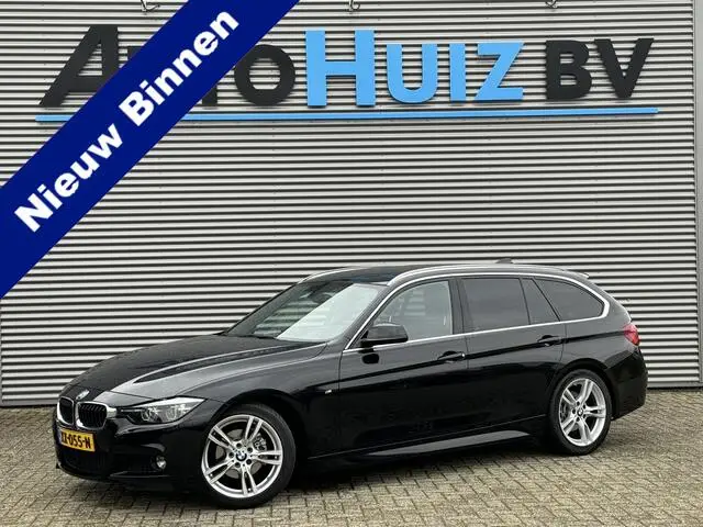 Photo 1 : Bmw Serie 3 2019 Petrol