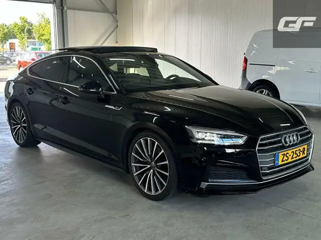 Photo 1 : Audi A5 2019 Essence