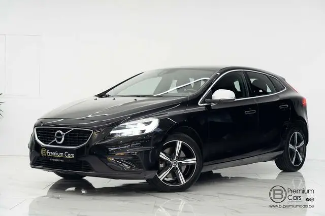 Photo 1 : Volvo V40 2018 Essence