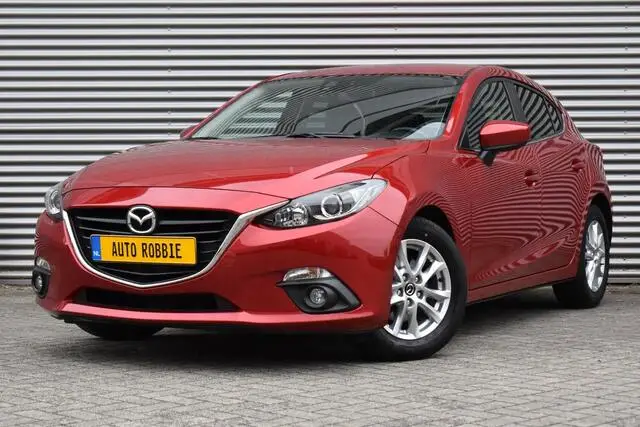 Photo 1 : Mazda 3 2016 Petrol