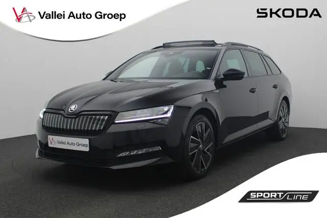 Photo 1 : Skoda Superb 2023 Hybride