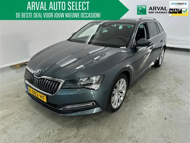 Photo 1 : Skoda Superb 2020 Essence