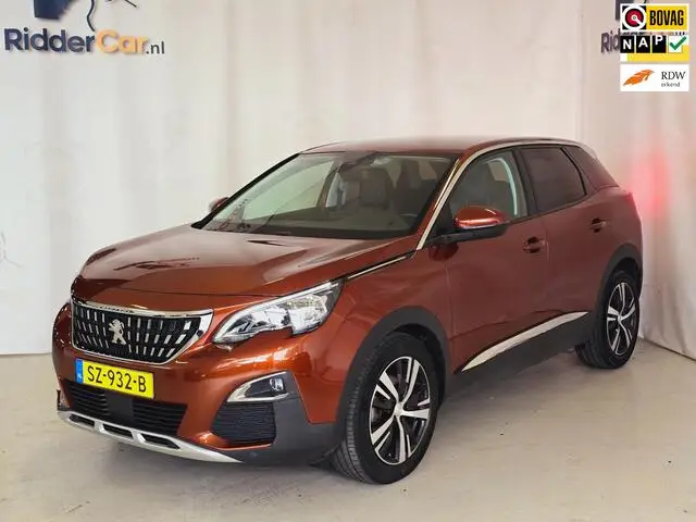 Photo 1 : Peugeot 3008 2018 Essence