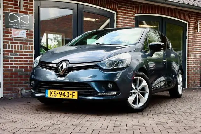 Photo 1 : Renault Clio 2016 Essence