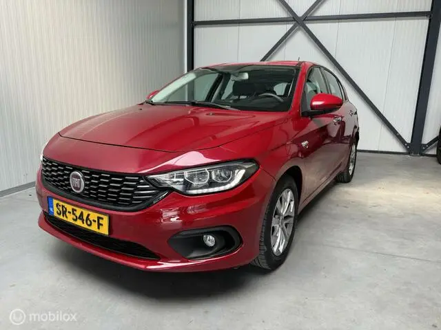 Photo 1 : Fiat Tipo 2016 Petrol