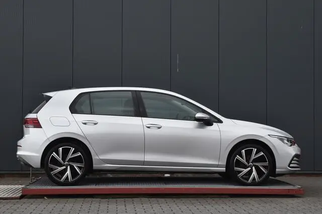 Photo 1 : Volkswagen Golf 2021 Hybrid