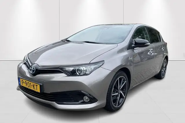 Photo 1 : Toyota Auris 2015 Hybride