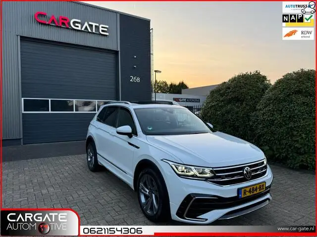 Photo 1 : Volkswagen Tiguan 2022 Essence