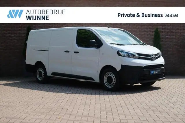 Photo 1 : Toyota Proace 2023 Diesel