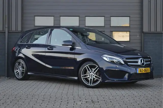 Photo 1 : Mercedes-benz Classe B 2018 Petrol