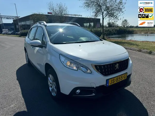 Photo 1 : Peugeot 2008 2016 Petrol