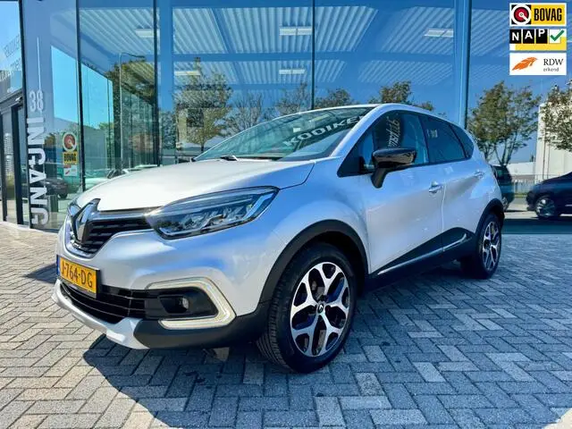 Photo 1 : Renault Captur 2019 Petrol