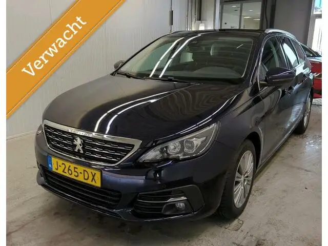 Photo 1 : Peugeot 308 2020 Essence