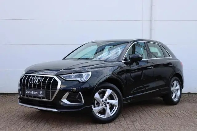 Photo 1 : Audi Q3 2021 Hybride