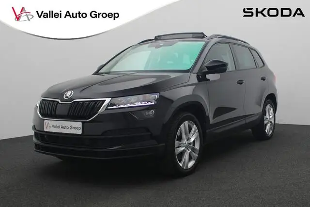 Photo 1 : Skoda Karoq 2021 Essence