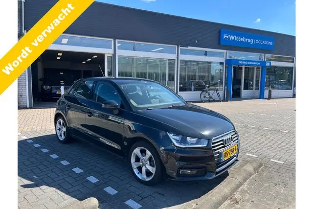 Photo 1 : Audi A1 2016 Petrol