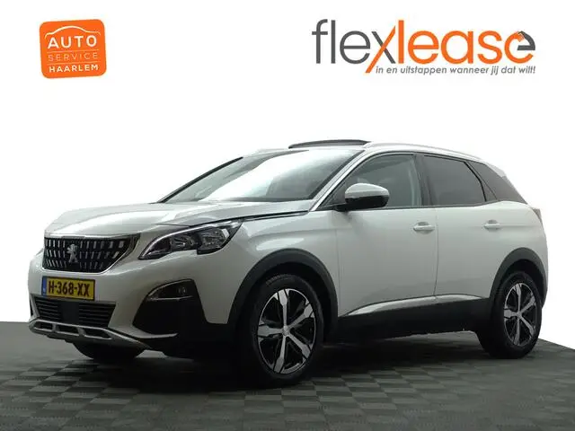 Photo 1 : Peugeot 3008 2020 Petrol