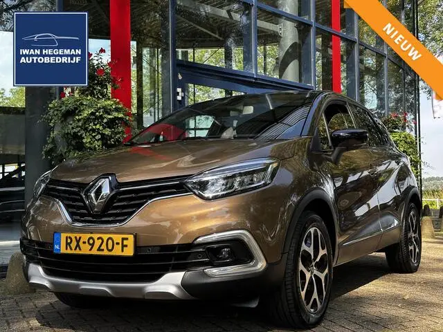 Photo 1 : Renault Captur 2018 Petrol