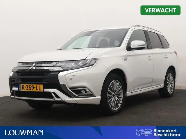 Photo 1 : Mitsubishi Outlander 2021 Hybride